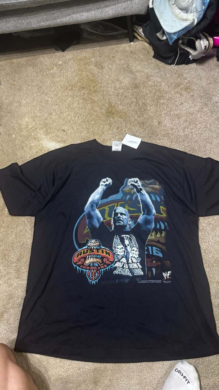 WWF 2002Stone Cold Steve Austin 3:16 T-Shirt NEW WITH TAGS
Size XL